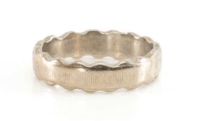 18CT WHITE GOLD BAND, wavy design, 4.4gms Provenance: private collection Carmarthenshire, by