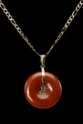 CHINESE 14CT GOLD HARDSTONE PENDANT ON CHAIN, the flattened polished bi-disc pendant centred with '