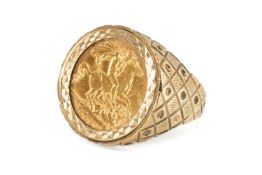GOLD SOVEREIGN RING, set with Edward VII 1900 full sovereign in 9ct gold diamond lattice engraved