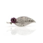 Leaf-shaped diamond ruby brooch