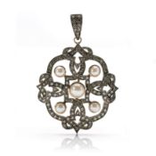 Diamond pearl pendant