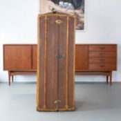 Mädler travelling/overseas trunk