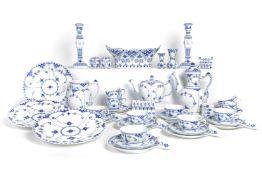 Royal Copenhagen Musselmalet Vollspitze und Halbspitze