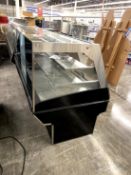 2017 HUSSMANN DELI CASE (MISSING SOME GLASS)