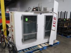 Leer bagged ice merchandiser