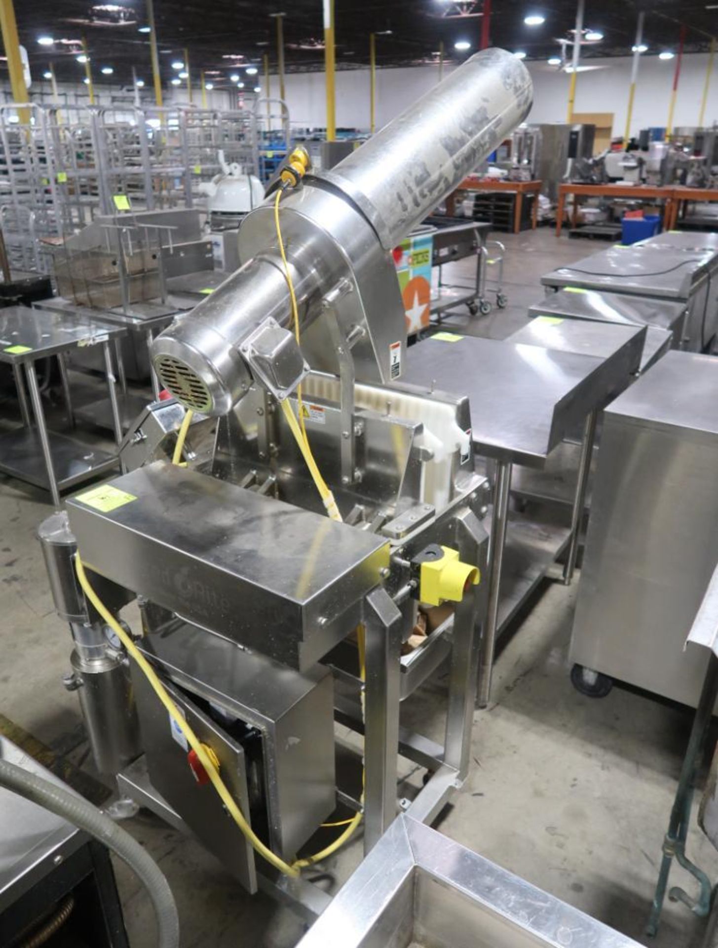 JuicedRite cold-press juicer- juices 20-40 gal/hour - Image 5 of 5