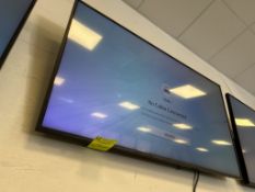 50IN DISPLAY W/ MOUNT