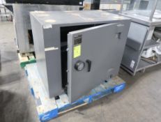 EXL safe w/ digital keypad