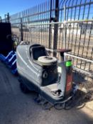 VIPER RIDE ON SCRUBBER