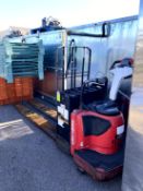 RAYMOND ELECTRIC PALLET JACK