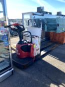 RAYMOND ELECTRIC PALLET JACK