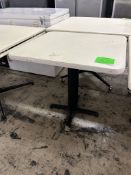 TABLE ON BASE MISSING CASTERS
