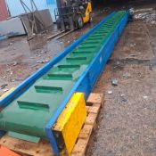 Belt Conveyor, approx. 8m long, with 600mm wide flat belt, cleats and drive, loading free of
