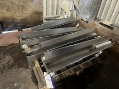 Four x Gutter Type Vibratory Feeders, netter vibration approx. 1.25m x 0.2m x 0.15m high, lift out