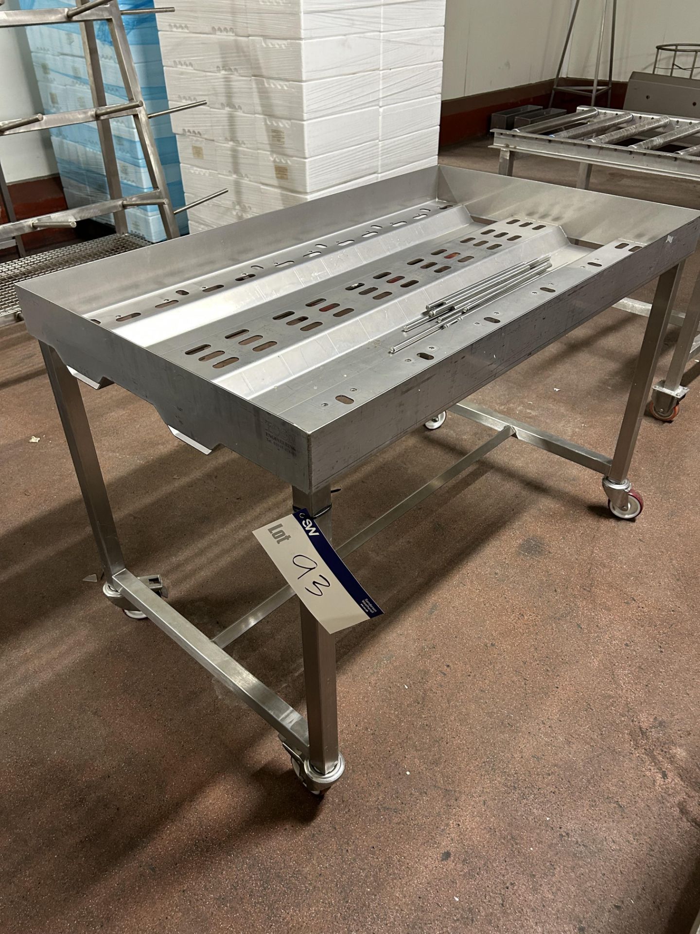 Mobile Draining Table, approx. 1.3m x 0.78m x 0.9m high, lift out and loading charge + VAT £20