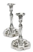 Ein Paar Kerzenleuchter. Augsburg, 1767 - 1769, Johann Jakob V Baur | Silber.