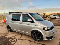 VOLKSWAGEN TRANSPORTER 2.5TDI DSG AUTO DUAL LINER / CREW VAN "2020 REG - SAT NAV - LEATHER - 2x KEYS