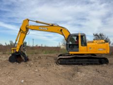 2005 John Deere 200LC Excavator