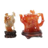 Teekanne und Ziervase China, 1. Hälfte