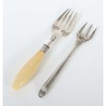 2 variierende Fleischgabeln Adie &