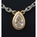 Kette mit Diamantanhänger modern,