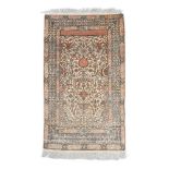 Hereke Seide mit Inschriften Türkei,