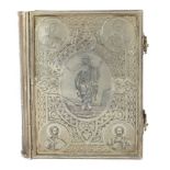 Feiner Einband eines Evangeliars