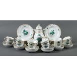 Kaffeeservice mit kupfergrüner Blume