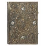 Prächtiger Einband eines Evangeliars