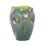 Vase mit part. konkaver Wandung Loetz,