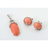 Set Ohrstecker und Anhänger modern,