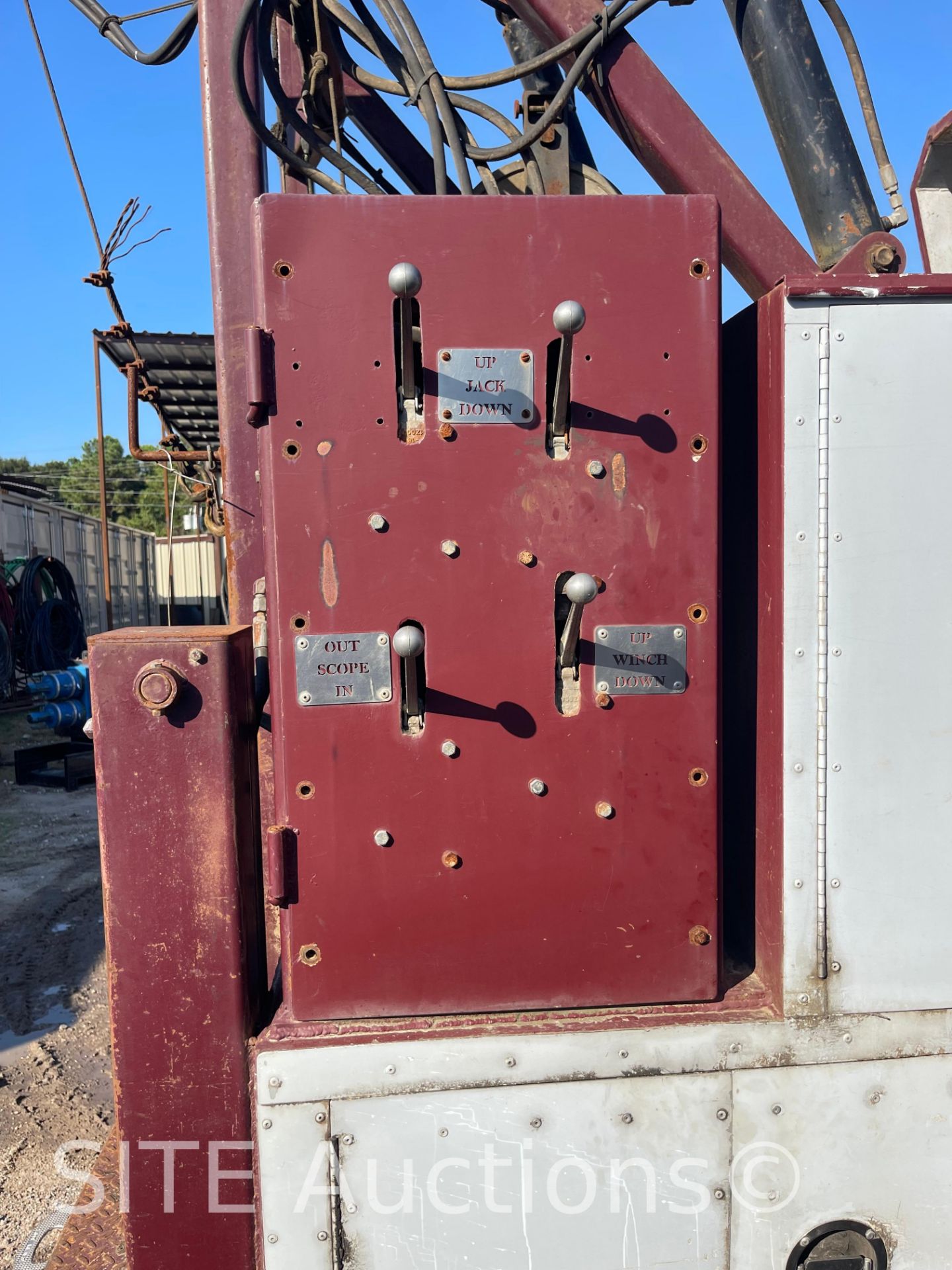 2004 Sterling Acterra S/A Wireline Truck - Image 43 of 44