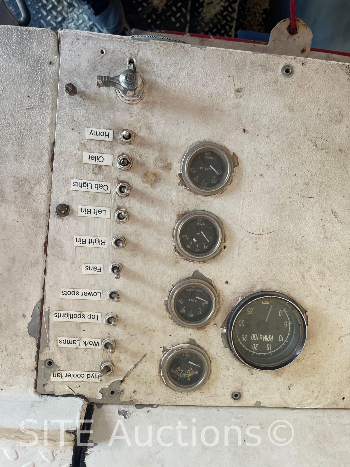 2006 Sterling Acterra S/A Wireline Truck - Image 41 of 50