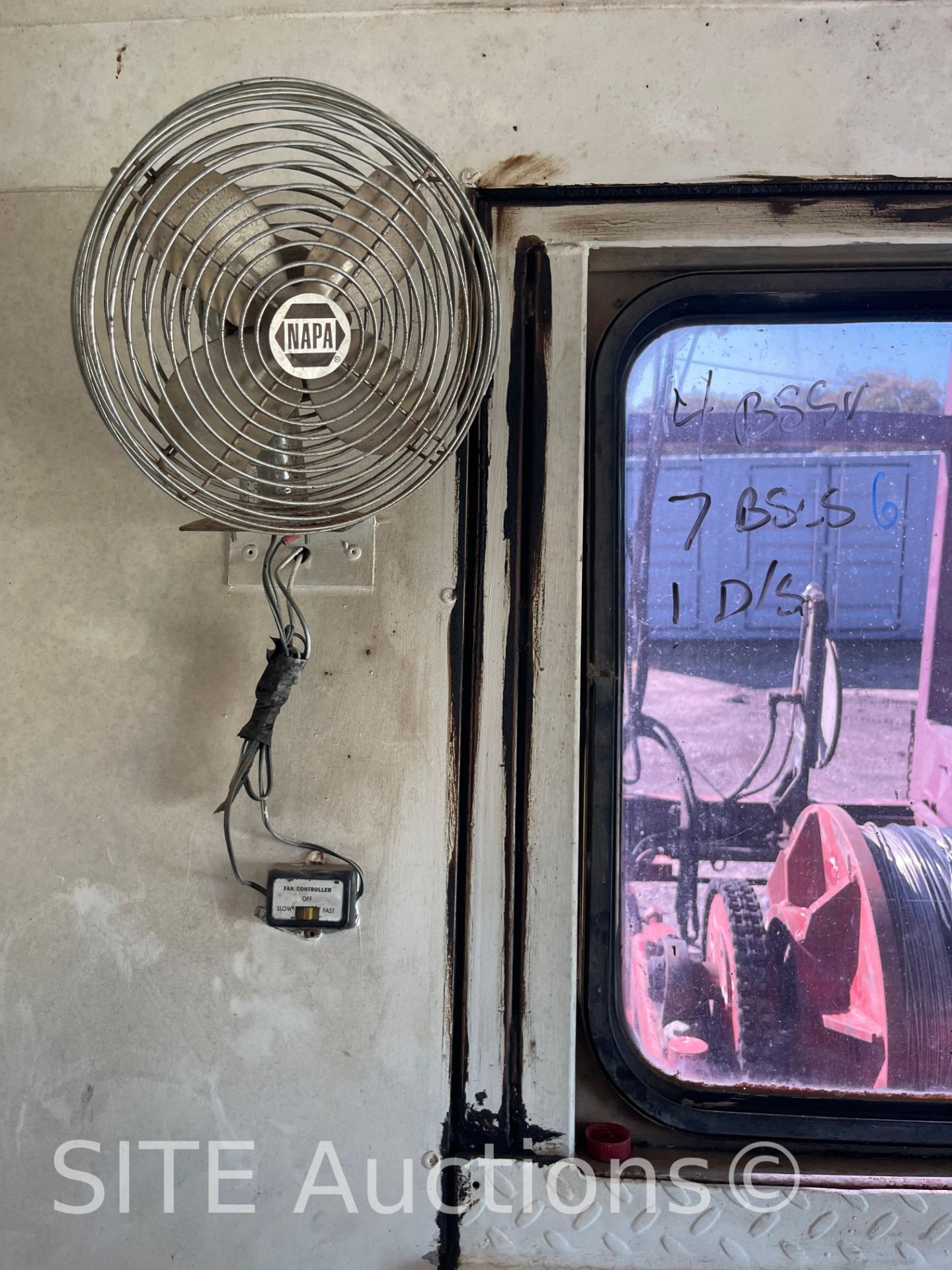 2006 Sterling Acterra S/A Wireline Truck - Image 42 of 50