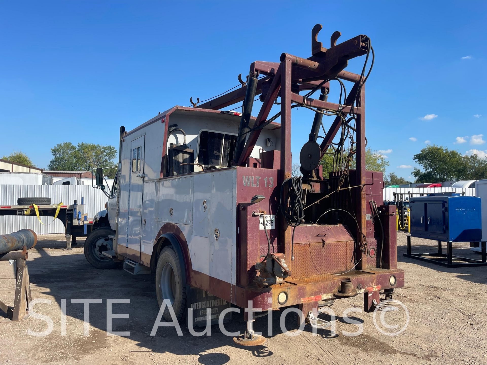 2004 Sterling Acterra S/A Wireline Truck - Image 7 of 44