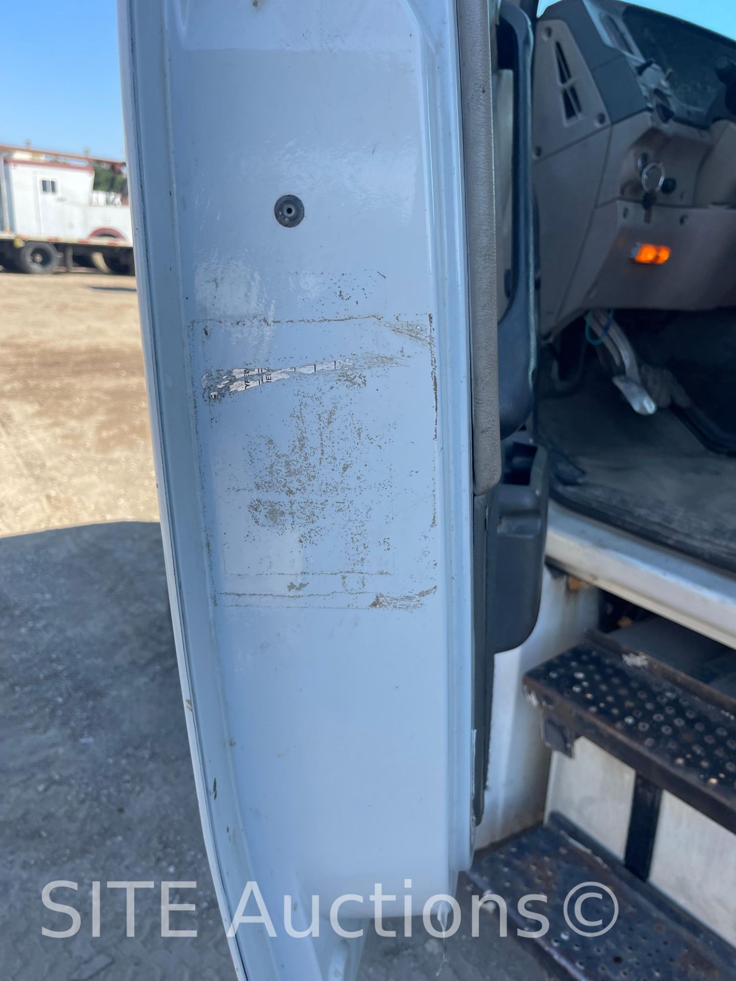 2006 Sterling Acterra S/A Wireline Truck - Image 10 of 50