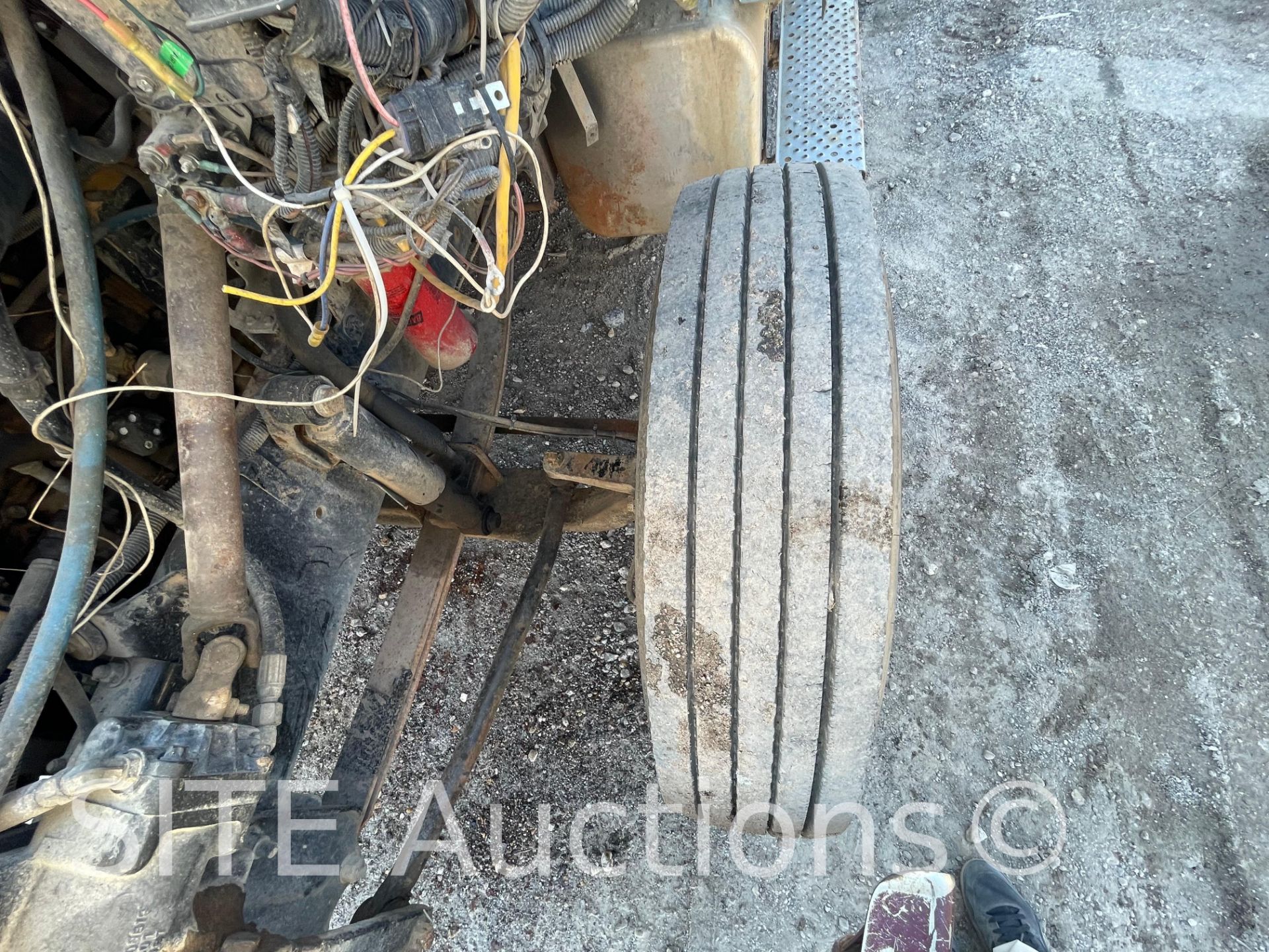 2004 Sterling Acterra S/A Wireline Truck - Image 16 of 44