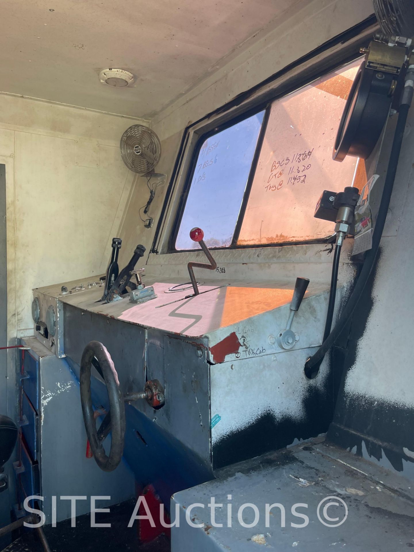 2006 Sterling Acterra S/A Wireline Truck - Image 38 of 50