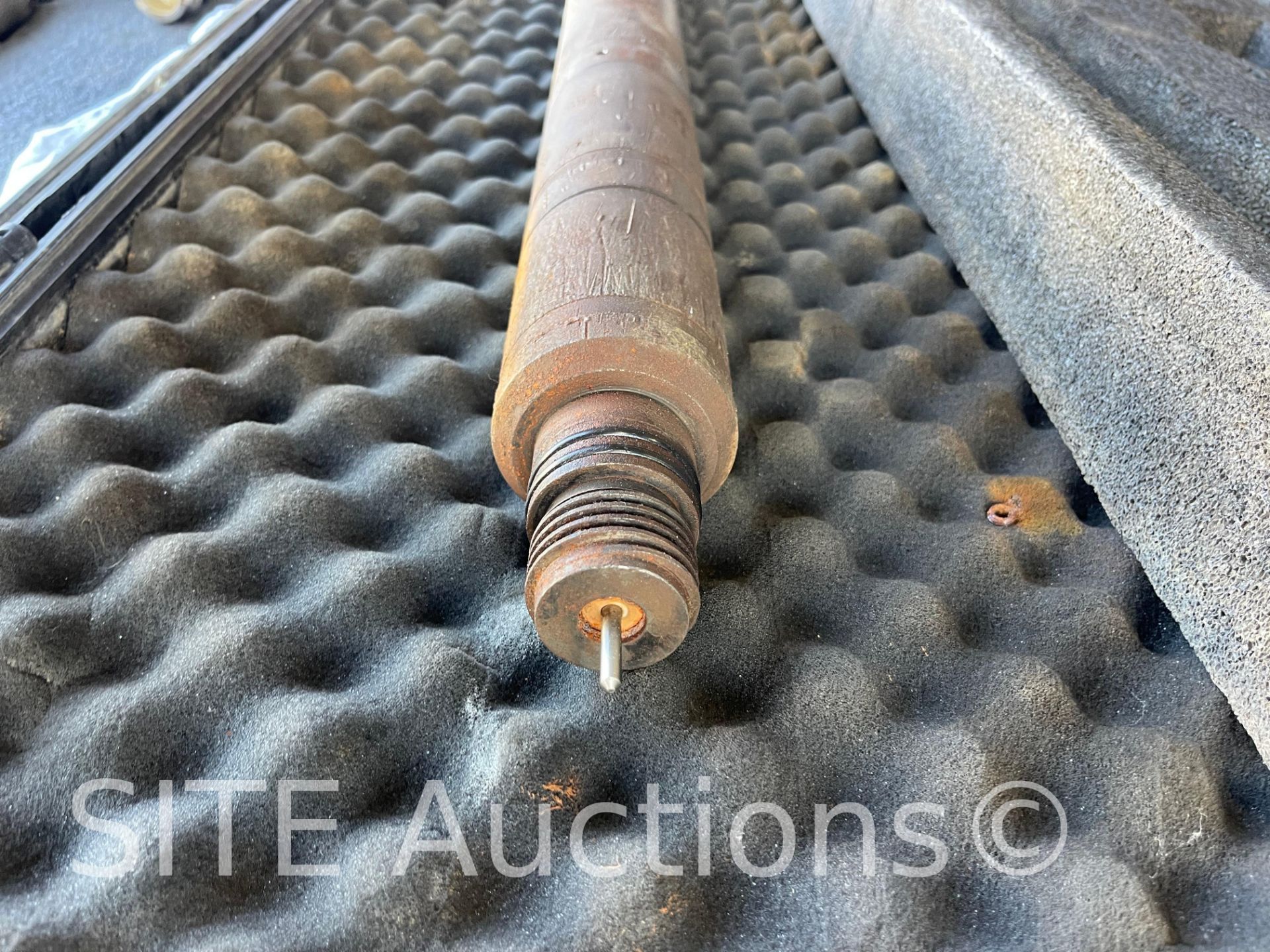 Set of Two Titan BRTs - Image 10 of 33