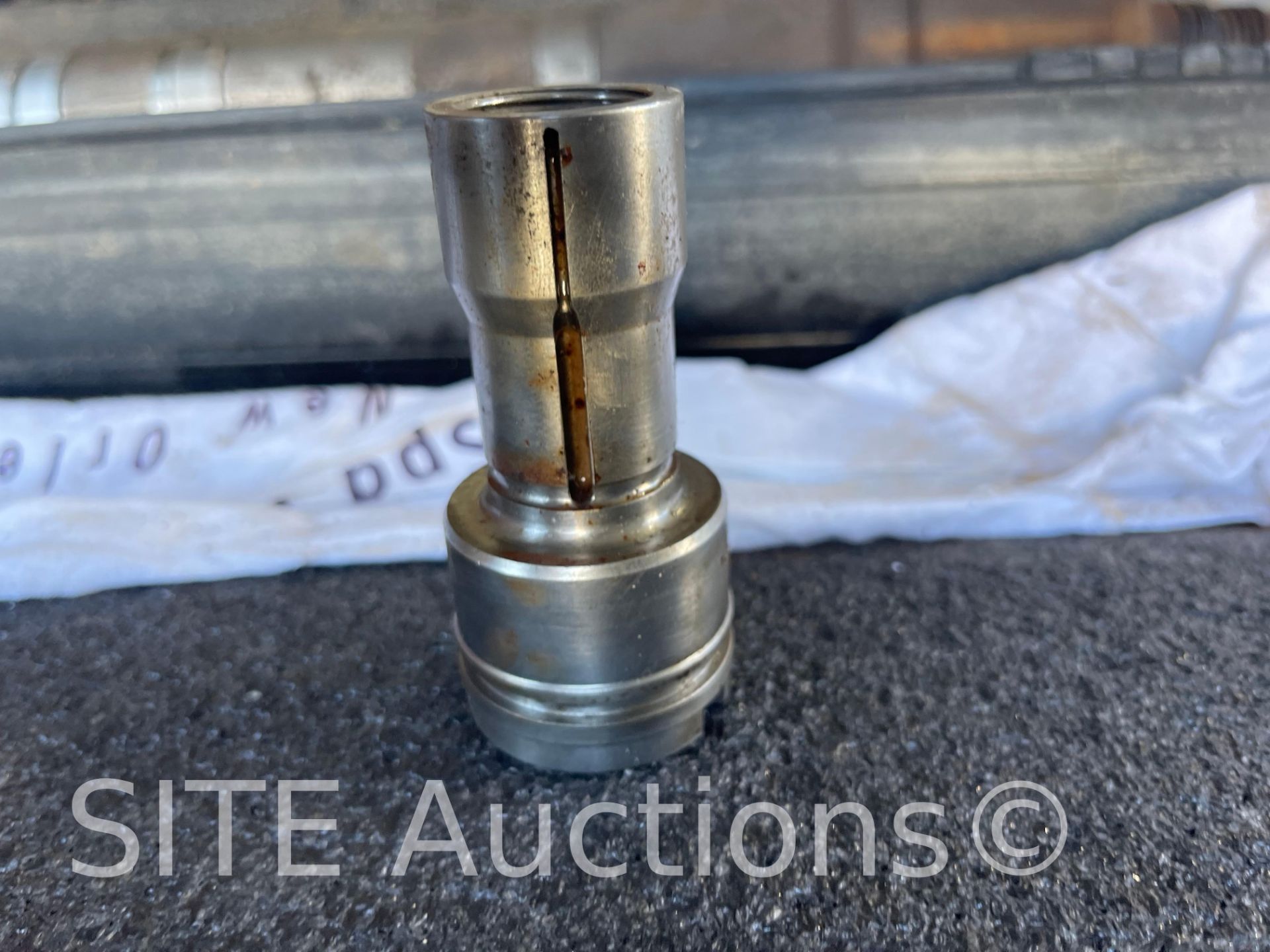 Set of Two Titan BRTs - Image 21 of 33