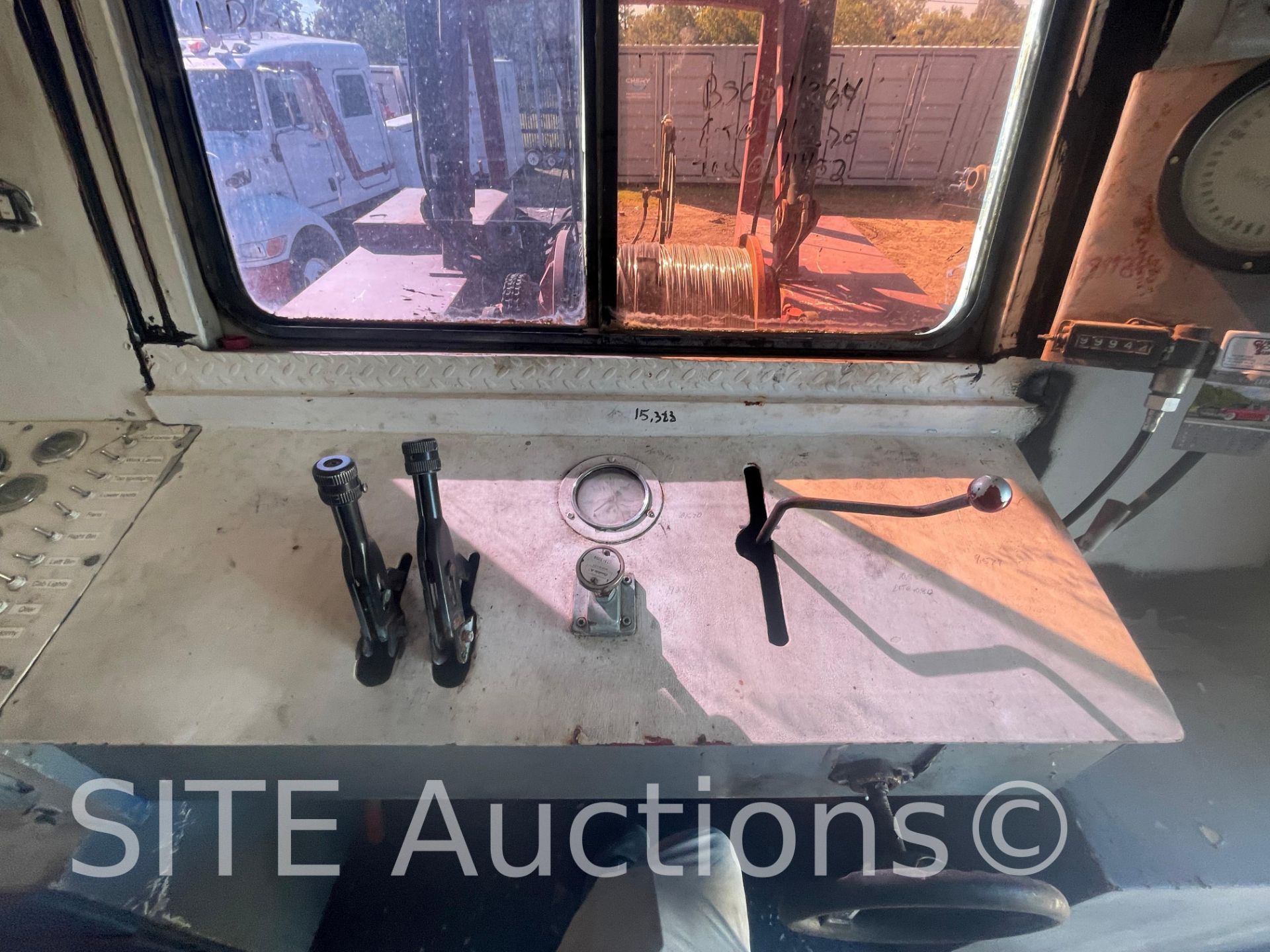 2006 Sterling Acterra S/A Wireline Truck - Image 45 of 50