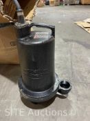 Dayton Submersible Effluent Pump