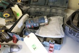 Bosch palm router, model PR20EVS