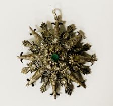 SILVER DIAMOND & EMERALD STARBURST PENDANT