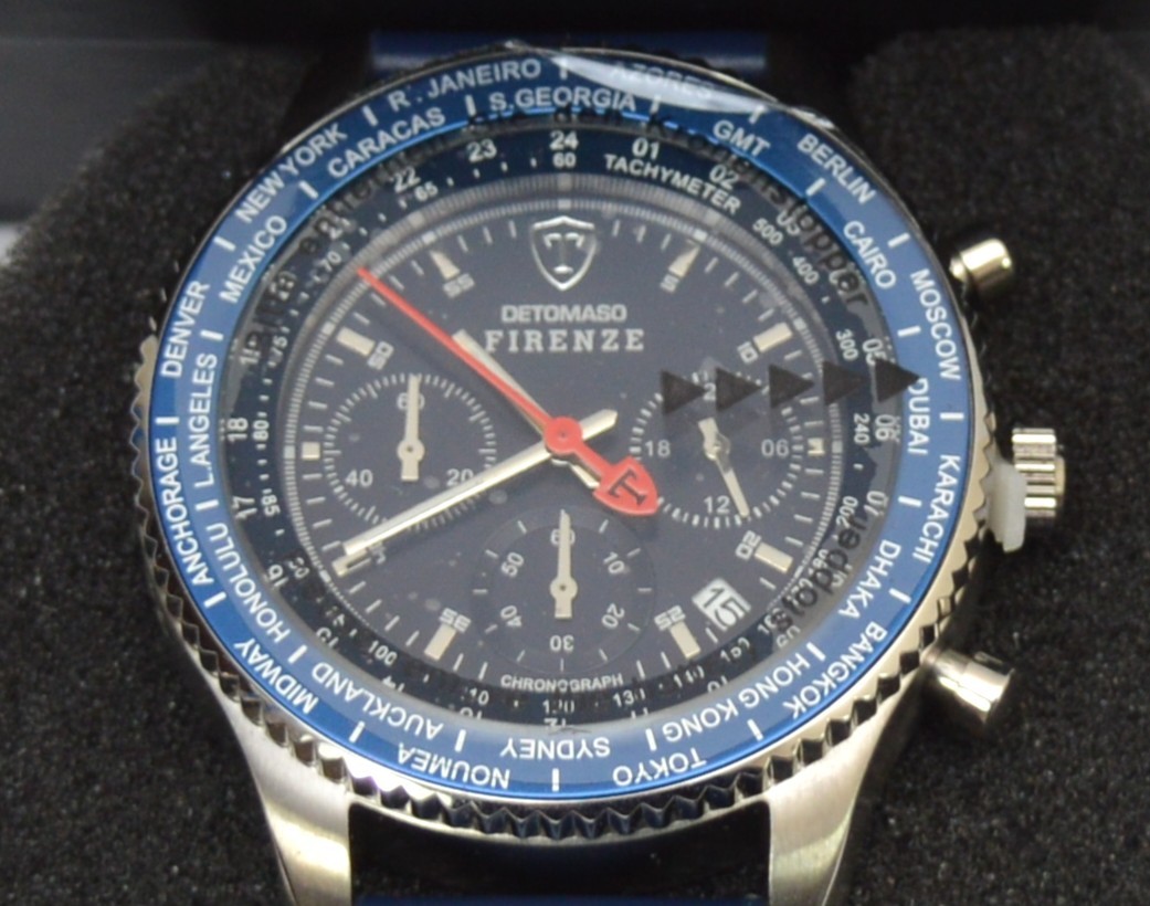 Detomaso Firenze, three stainless steel quartz gentleman's wristwatches