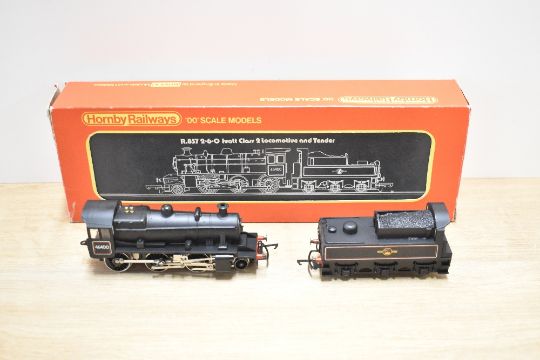 A Hornby 00 gauge R857 BR 2-6-0 Ivatt Class Loco & Tender 46400, in original box with inner - Image 2 of 2