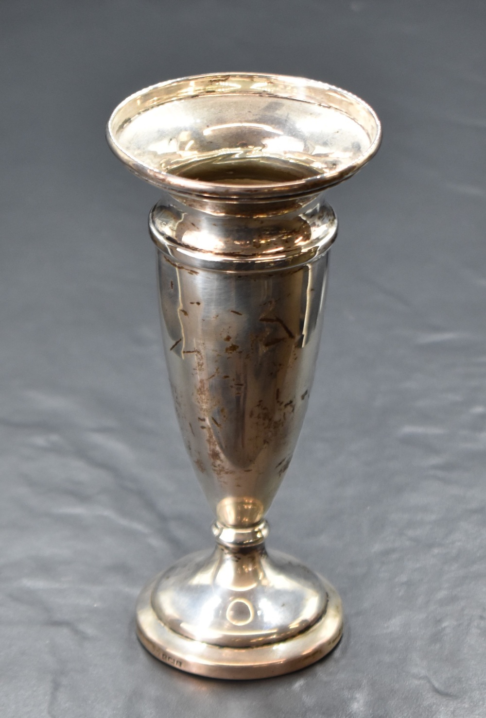 An Elizabeth II silver fluted vase, having a slightly flared rim with moulded decoration, raised - Image 2 of 5