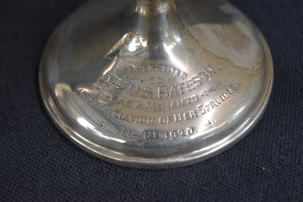 An early 20th century silver epergne vase, the central fluted vase having Chippendale style rim with - Image 5 of 6