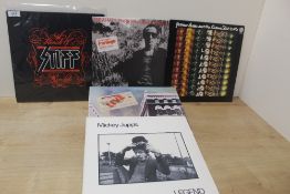 A lot of five albums with New Wave / Pub Rock interest - Graham Parker , Mickey Jupp and more