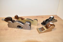 A vintage brass/gunmetal chariot plane, marked AW, with Robert Sorby iron, sold together with two